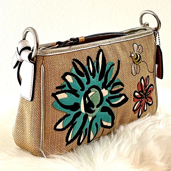 EUC Coach Bee Flower Bag - Picture 4 of 15